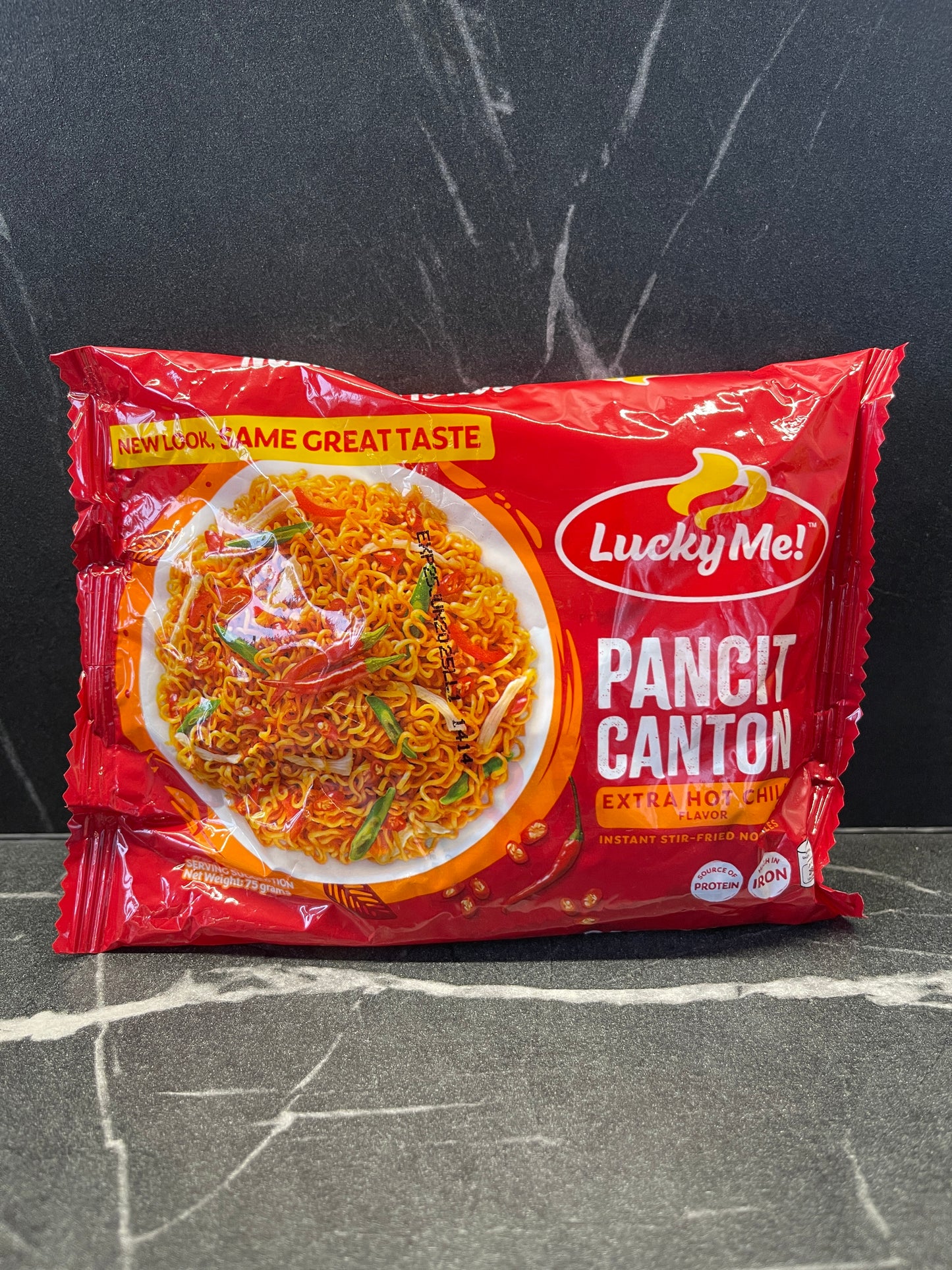 Lucky Me Pancit Canton Extra Hot Chili 75 g